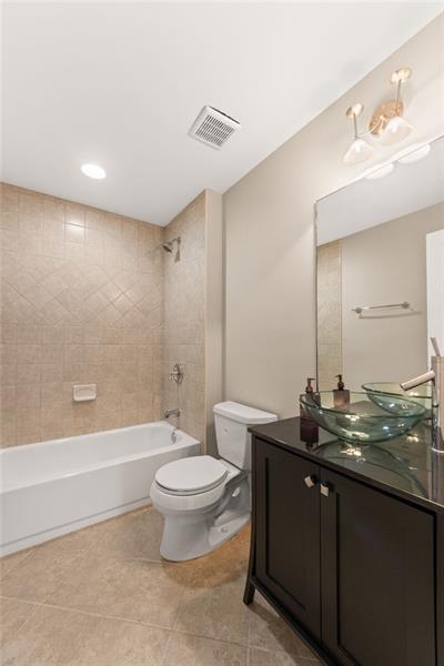 1235 Longpointe Pass