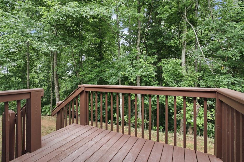 672 King Richard Court