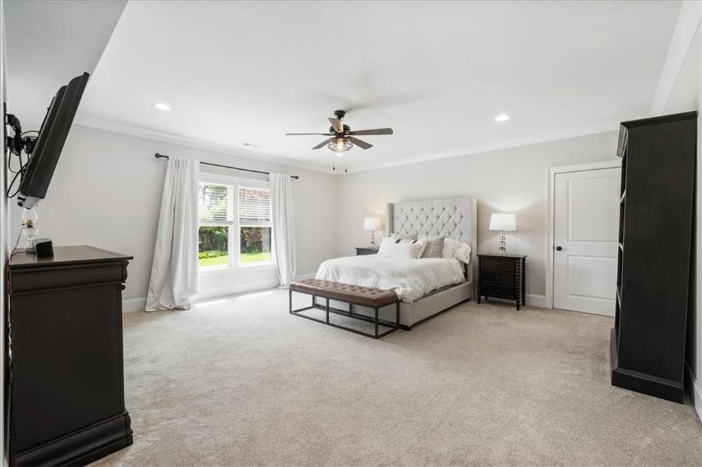 657 Dunbrody Drive