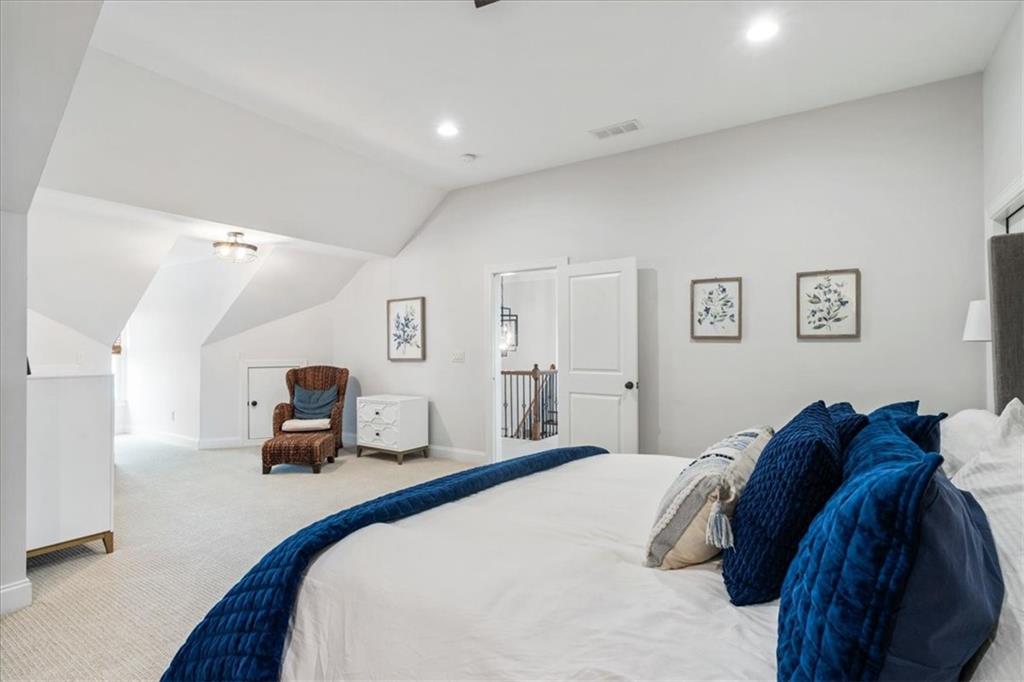 657 Dunbrody Drive