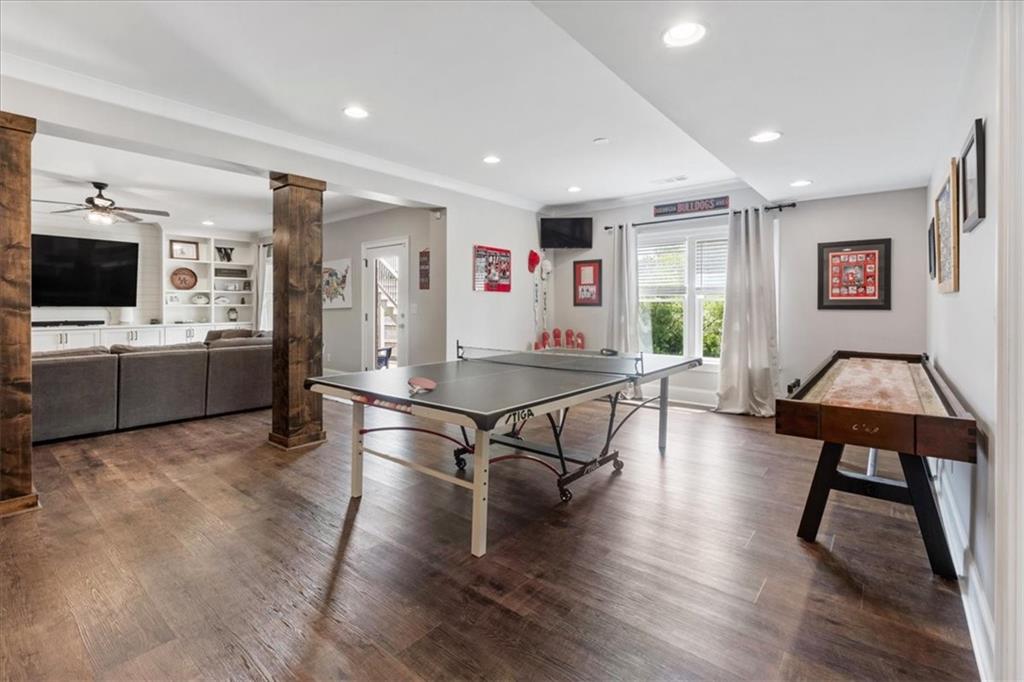 657 Dunbrody Drive