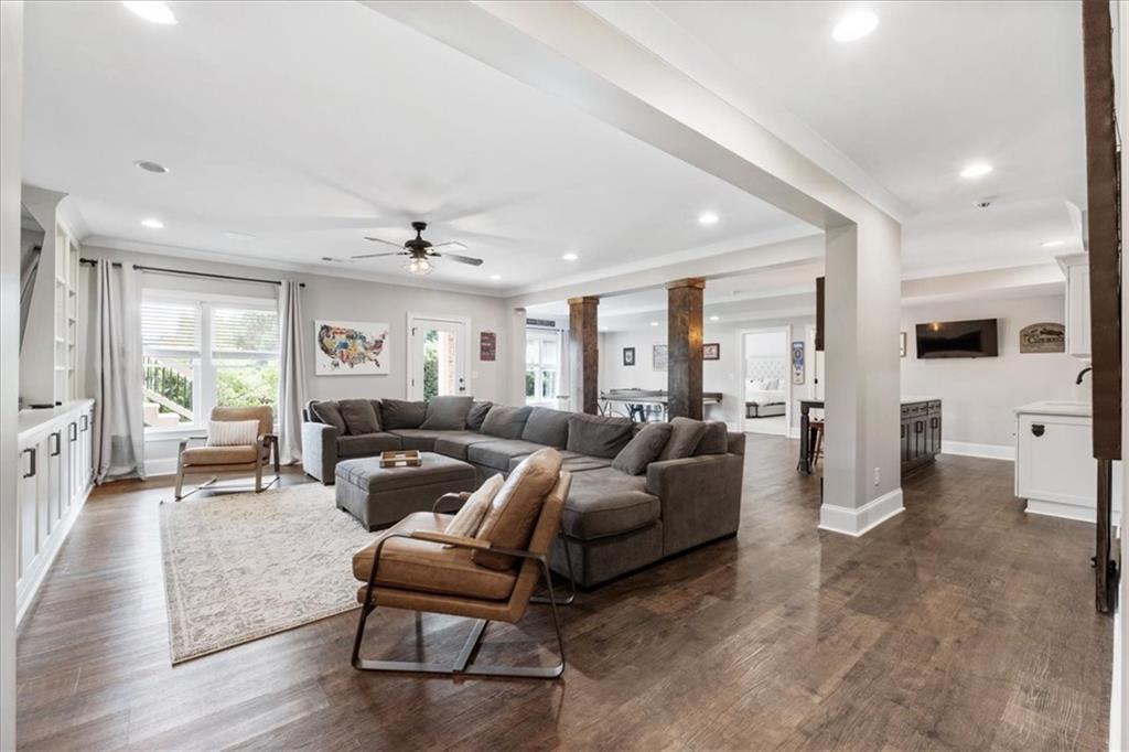 657 Dunbrody Drive