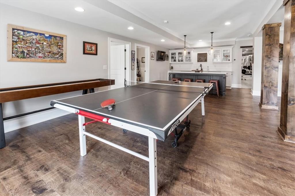 657 Dunbrody Drive
