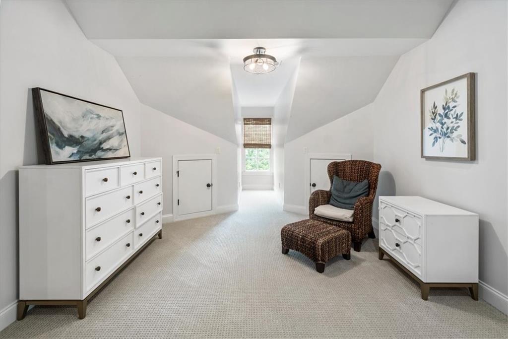 657 Dunbrody Drive