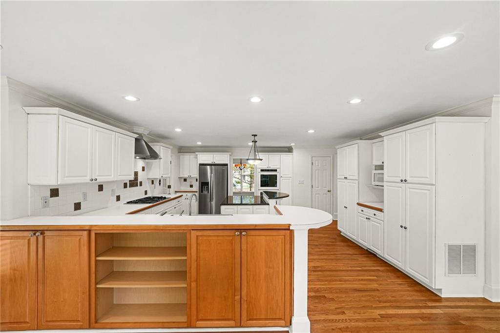 4696 Devonshire Road