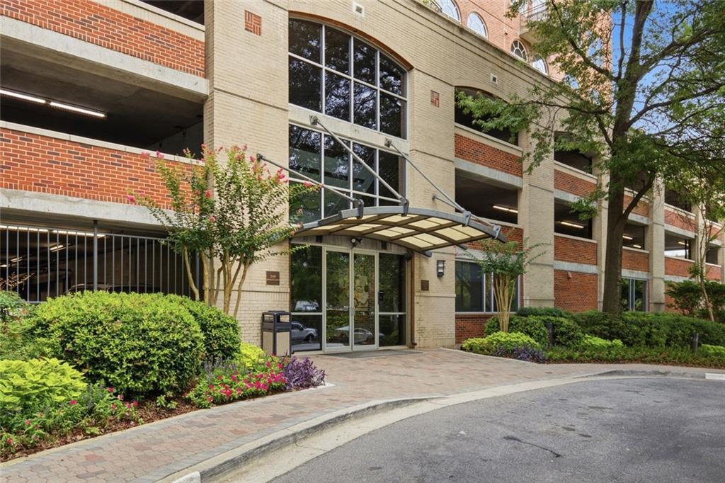 3180 NE Mathieson Drive NE Unit 704