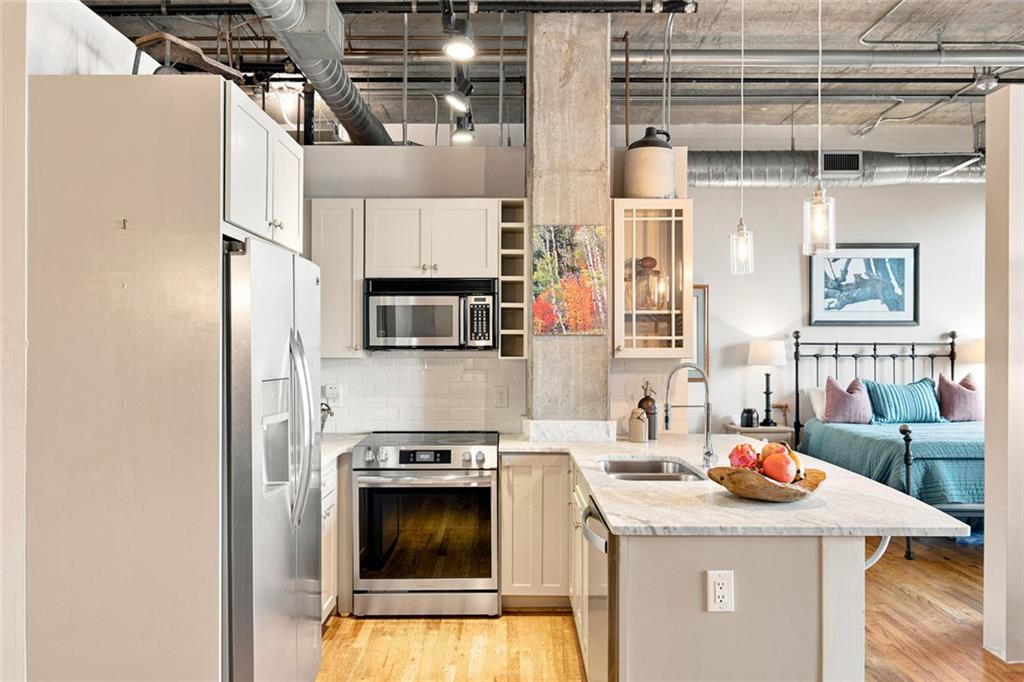 3180 NE Mathieson Drive NE Unit 704