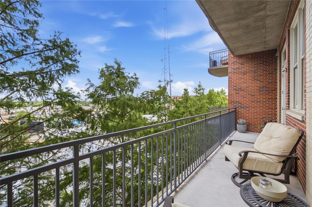 3180 NE Mathieson Drive NE Unit 704