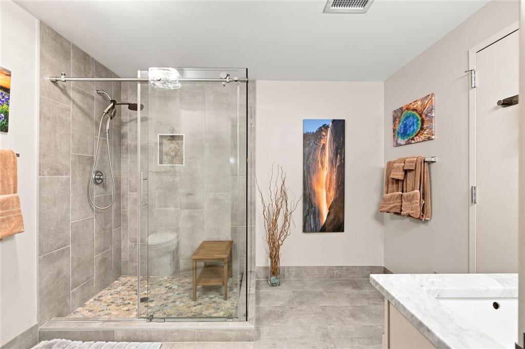 3180 NE Mathieson Drive NE Unit 704