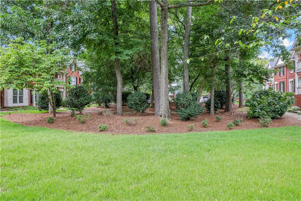 1182 Brookhaven Glen NE