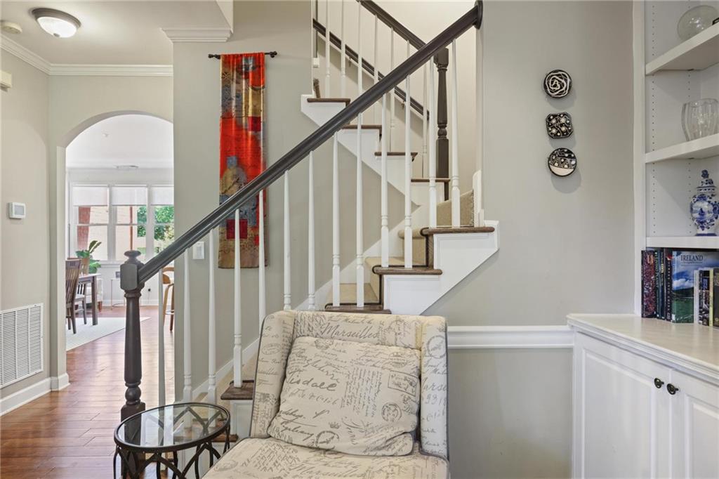 1182 Brookhaven Glen NE