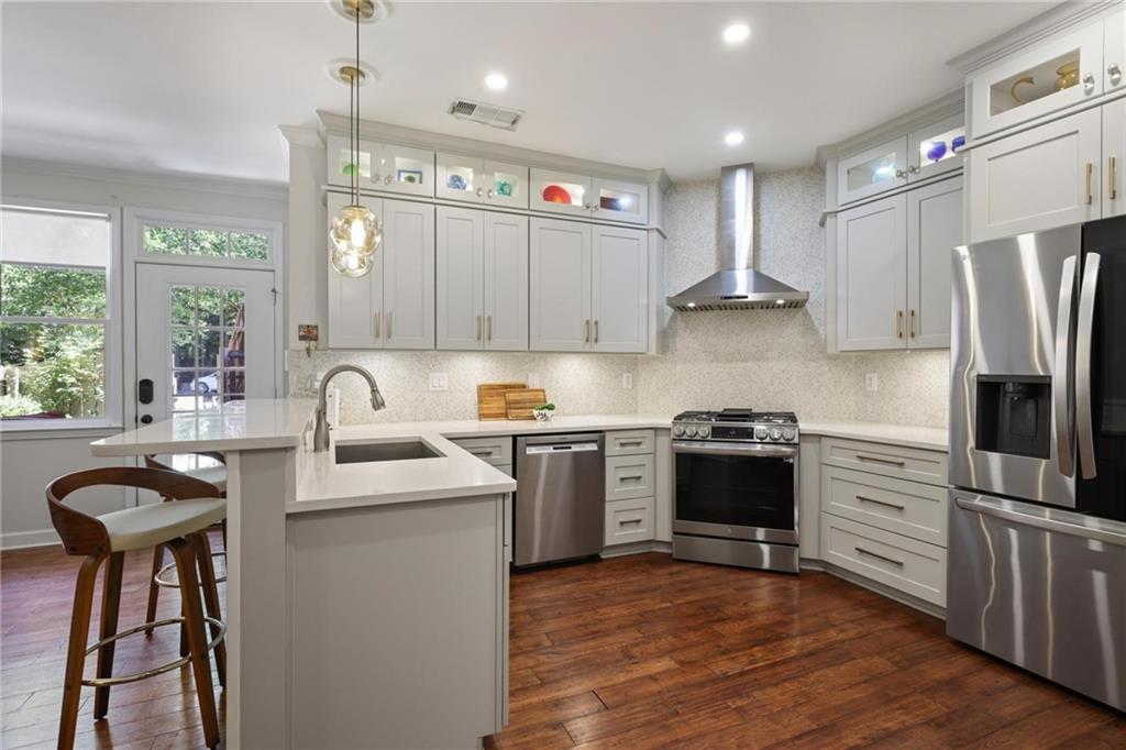 1182 Brookhaven Glen NE