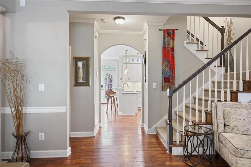 1182 Brookhaven Glen NE