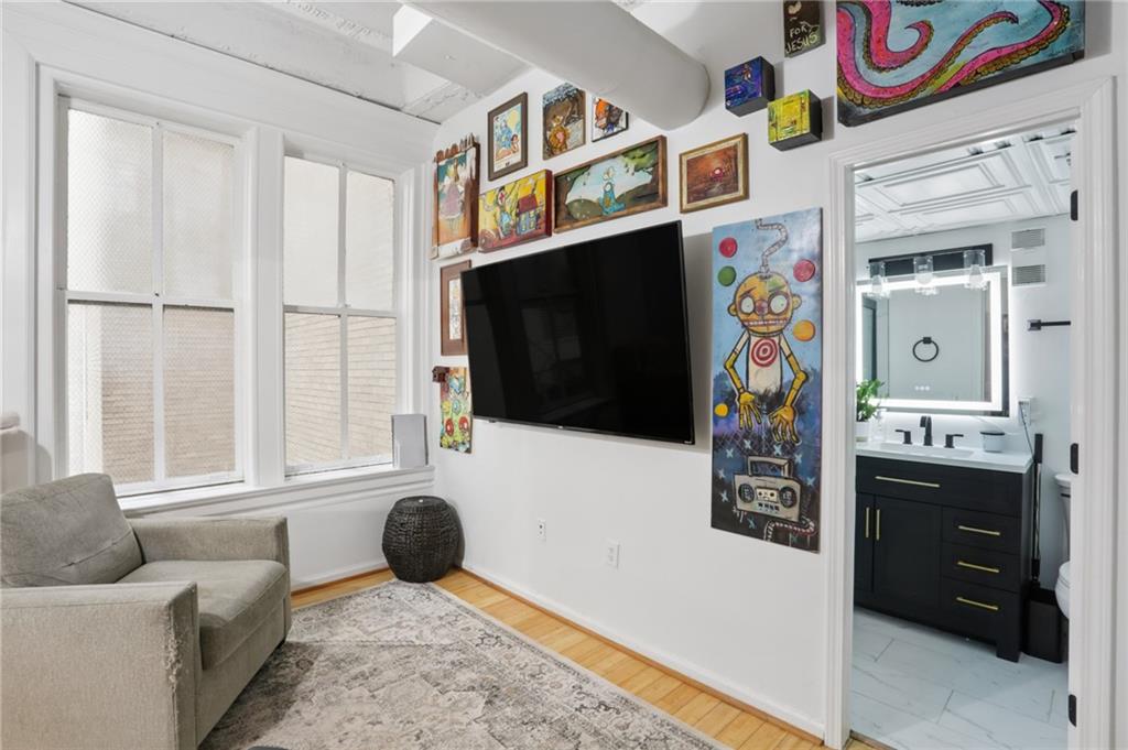 32 Peachtree Street NW Unit 1101