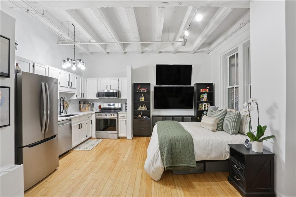 32 Peachtree Street NW Unit 1101