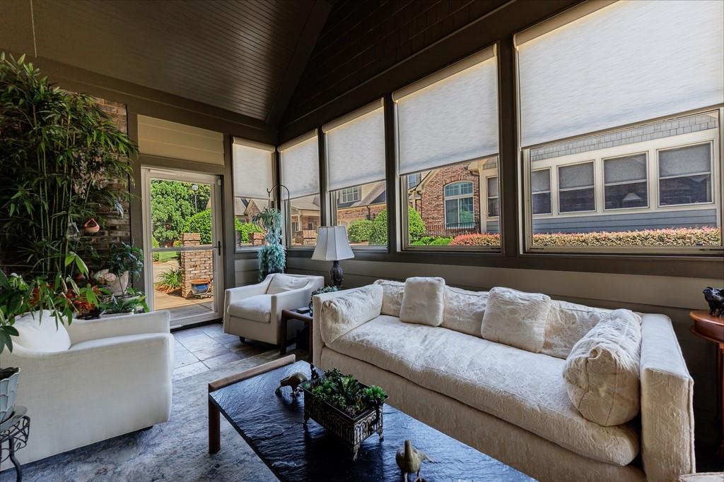 120 Chastain Road NW Unit 1002