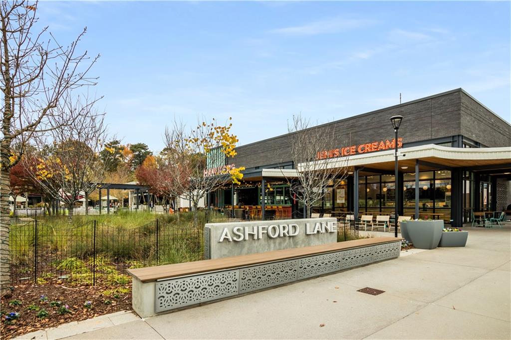 2436 Fontainebleau Drive