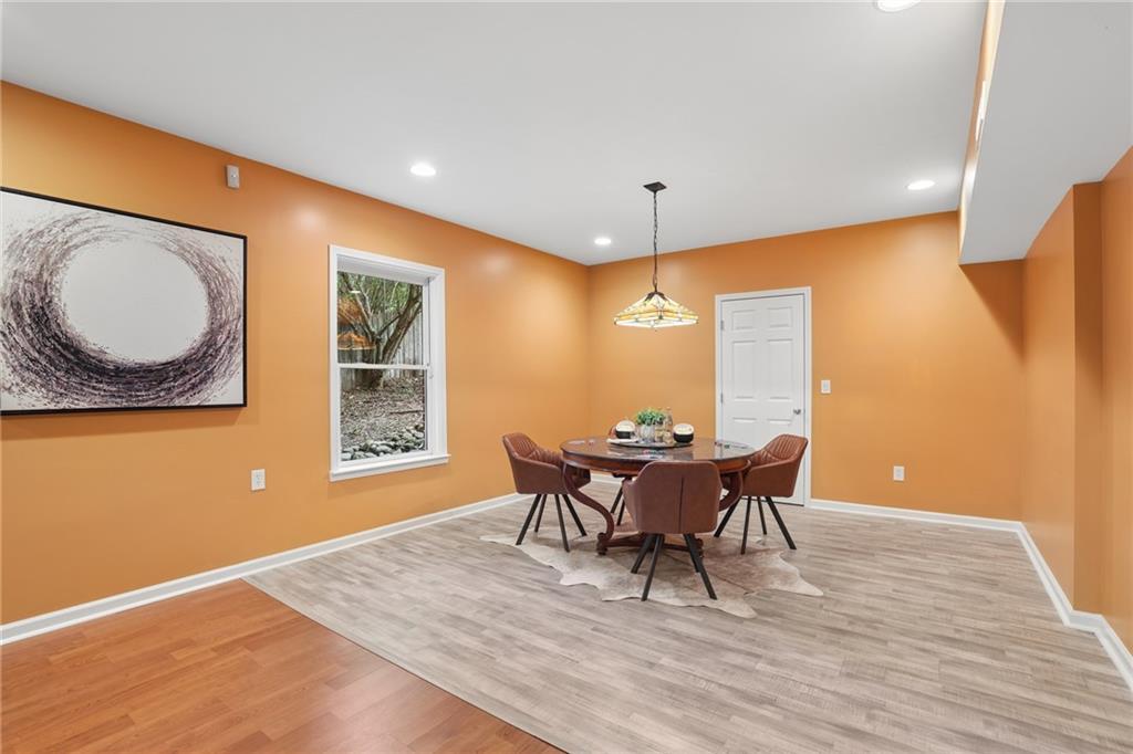 2436 Fontainebleau Drive