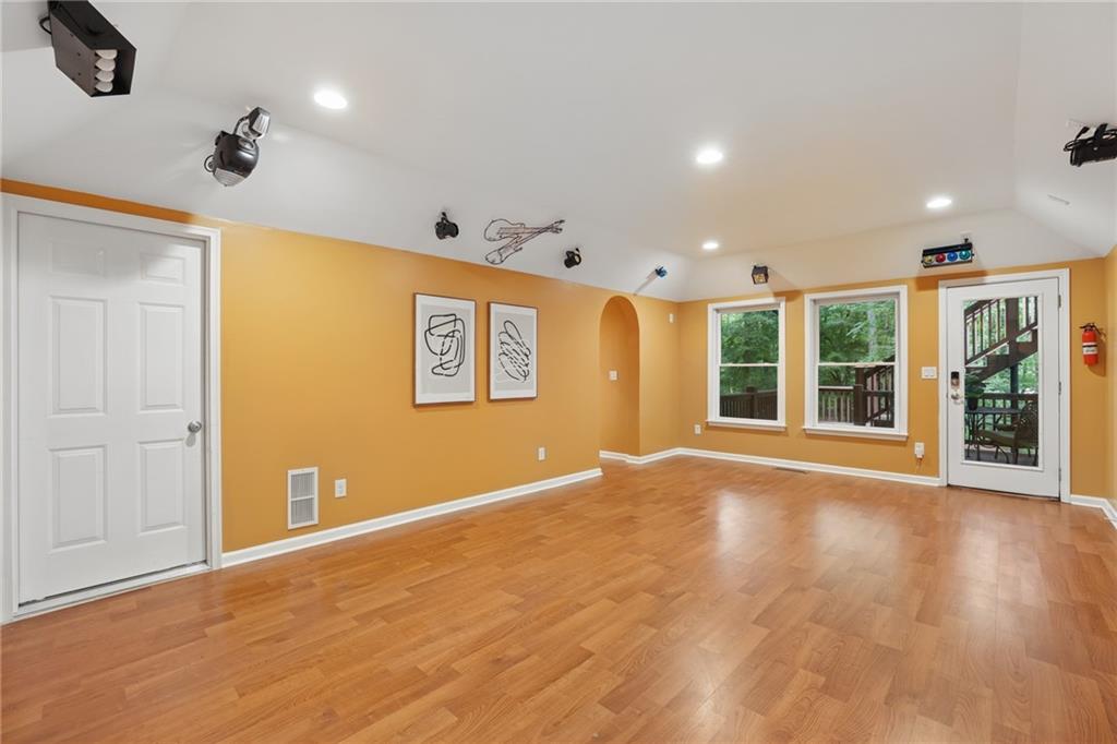 2436 Fontainebleau Drive