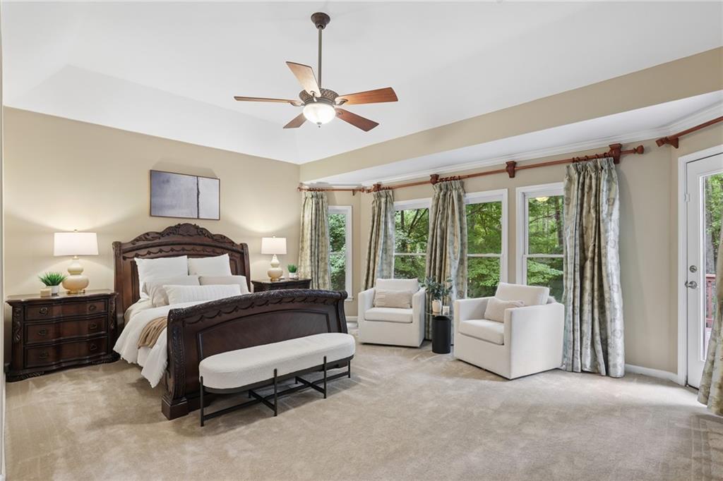 2436 Fontainebleau Drive