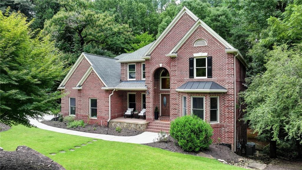2436 Fontainebleau Drive