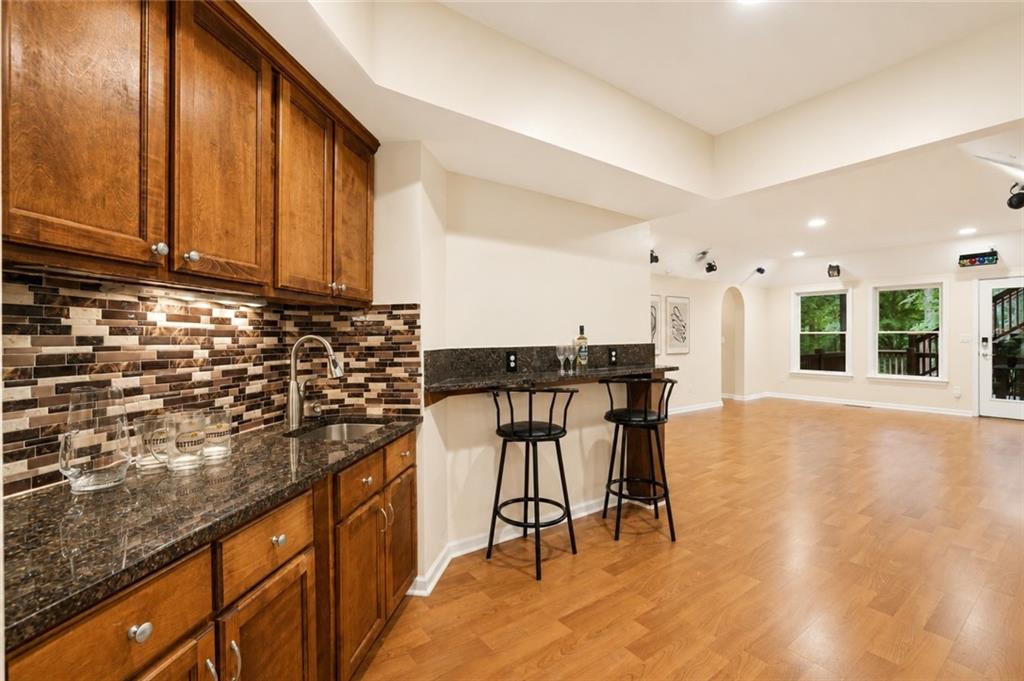 2436 Fontainebleau Drive