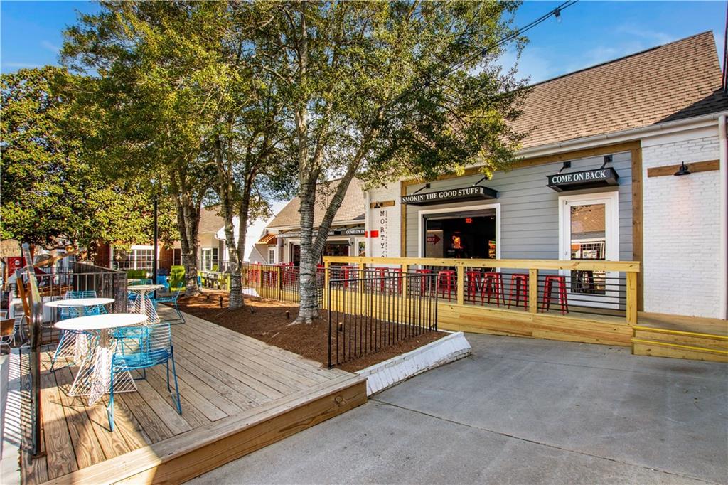 2436 Fontainebleau Drive