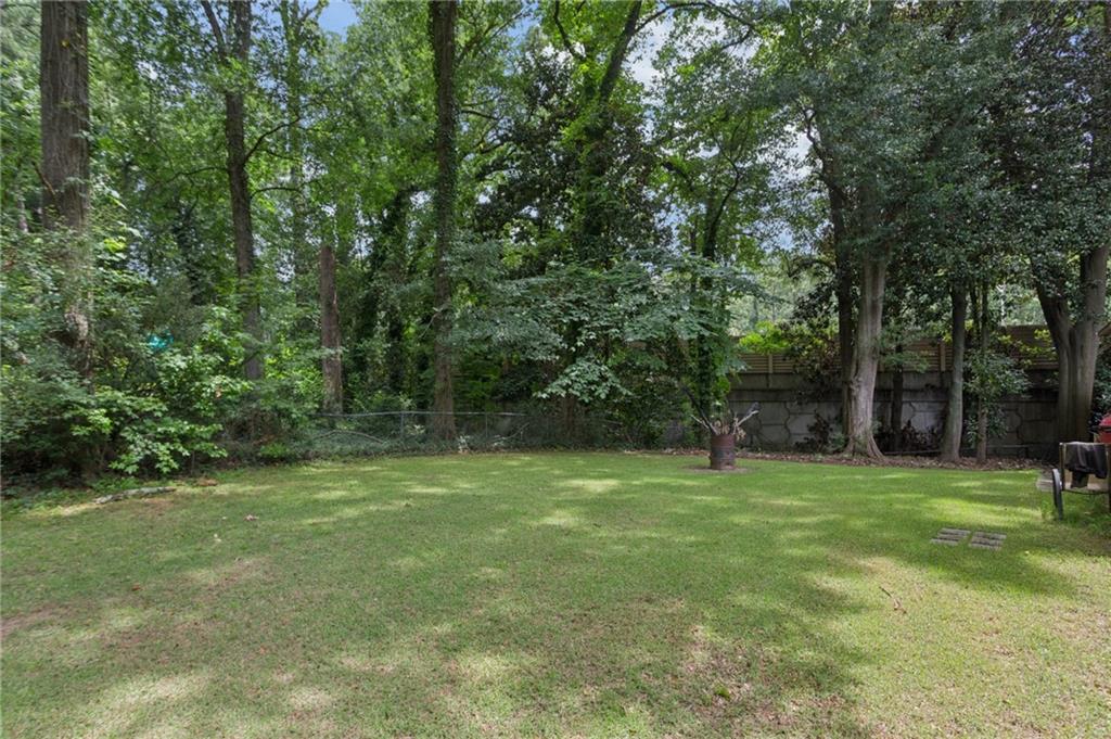 1191 W Wesley Road NW