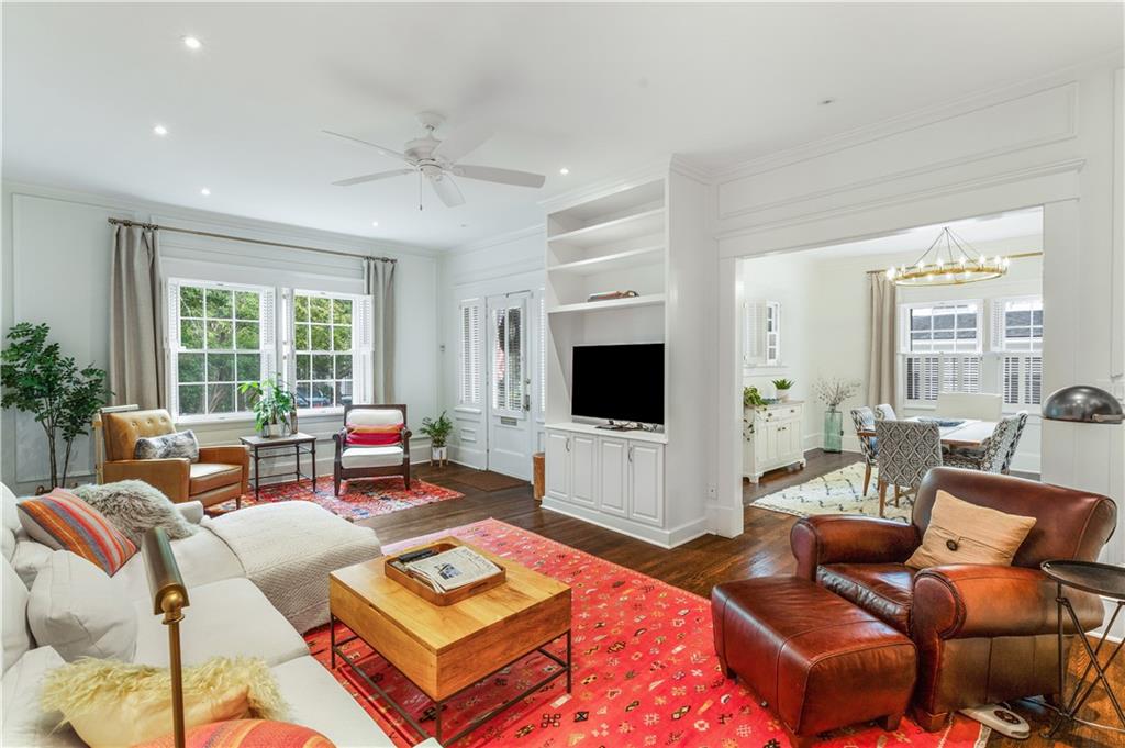1091 Saint Louis Place