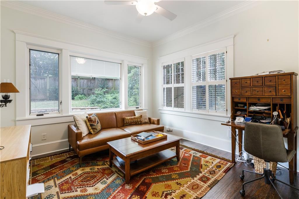 1091 Saint Louis Place