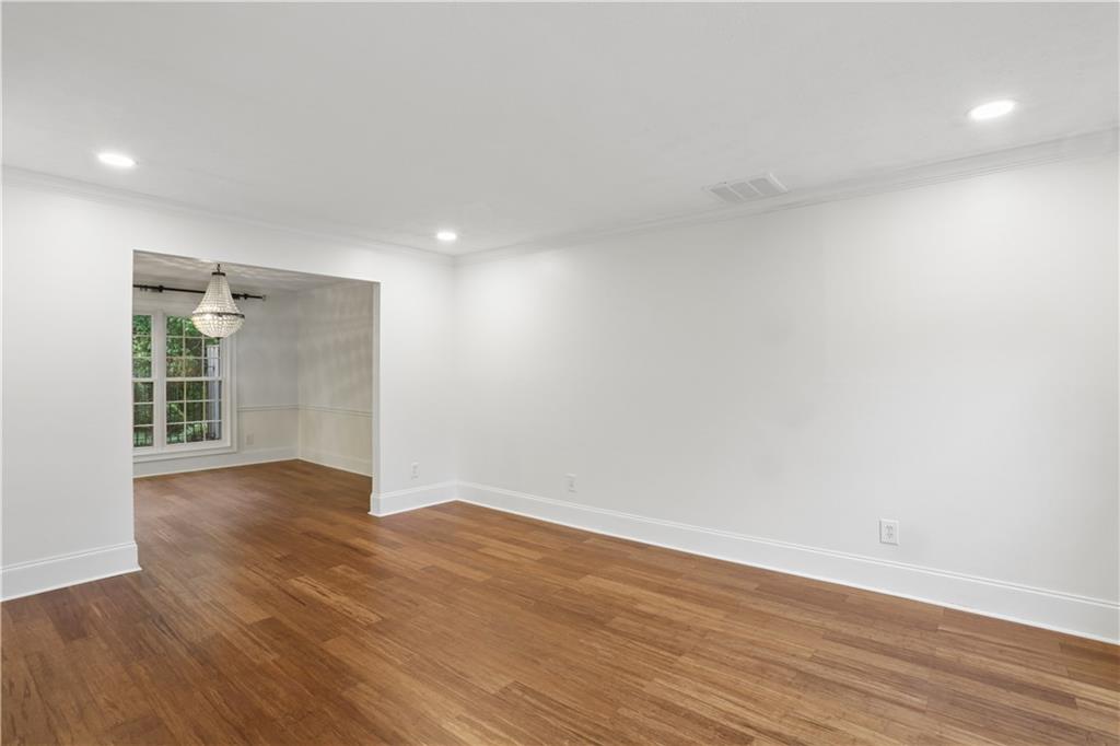 13 Independence Place NW