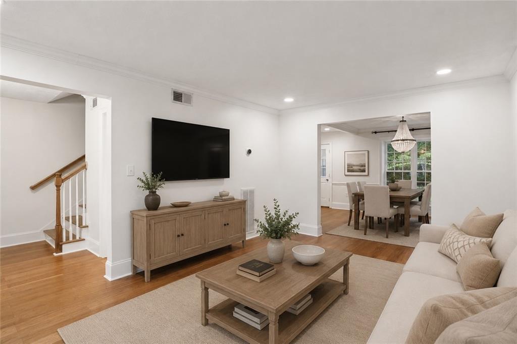 13 Independence Place NW