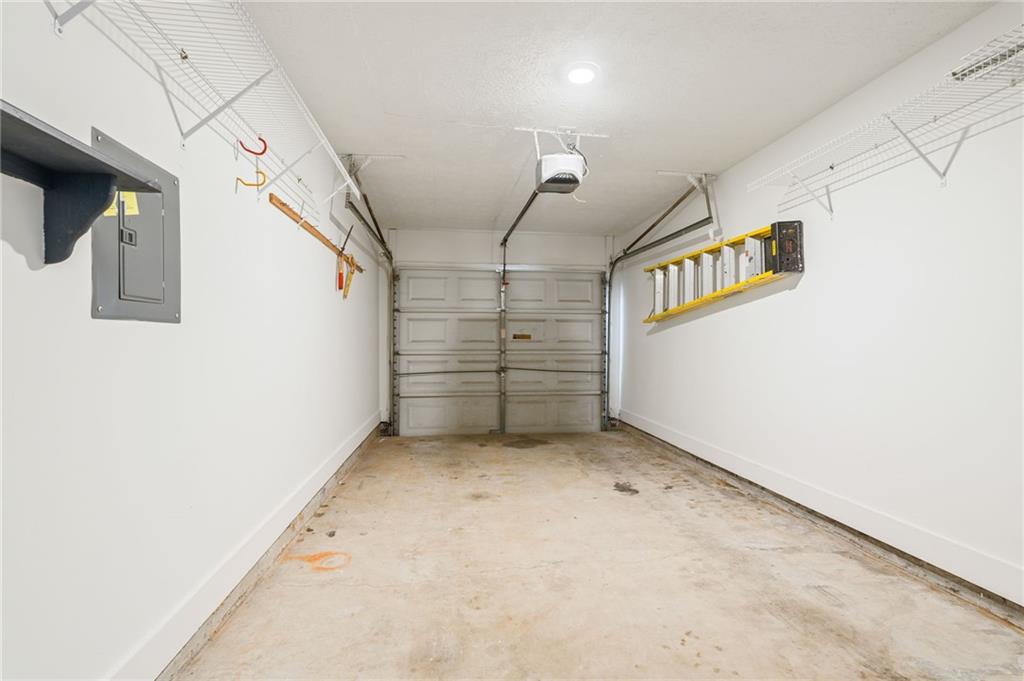 3281 Avensong Village Circle