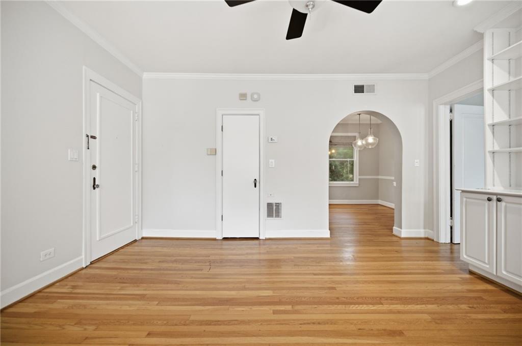 2222 Peachtree Road NW Unit B5