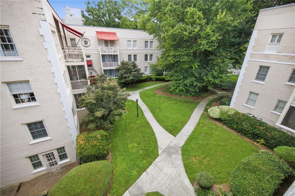 2222 Peachtree Road NW Unit B5