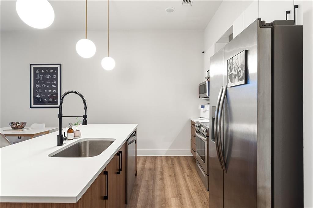 112 Rogers Street NE Unit 204