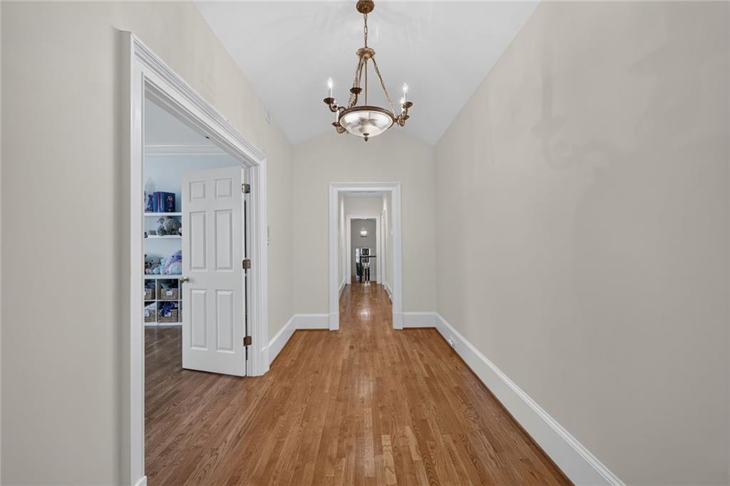 400 Windship Place