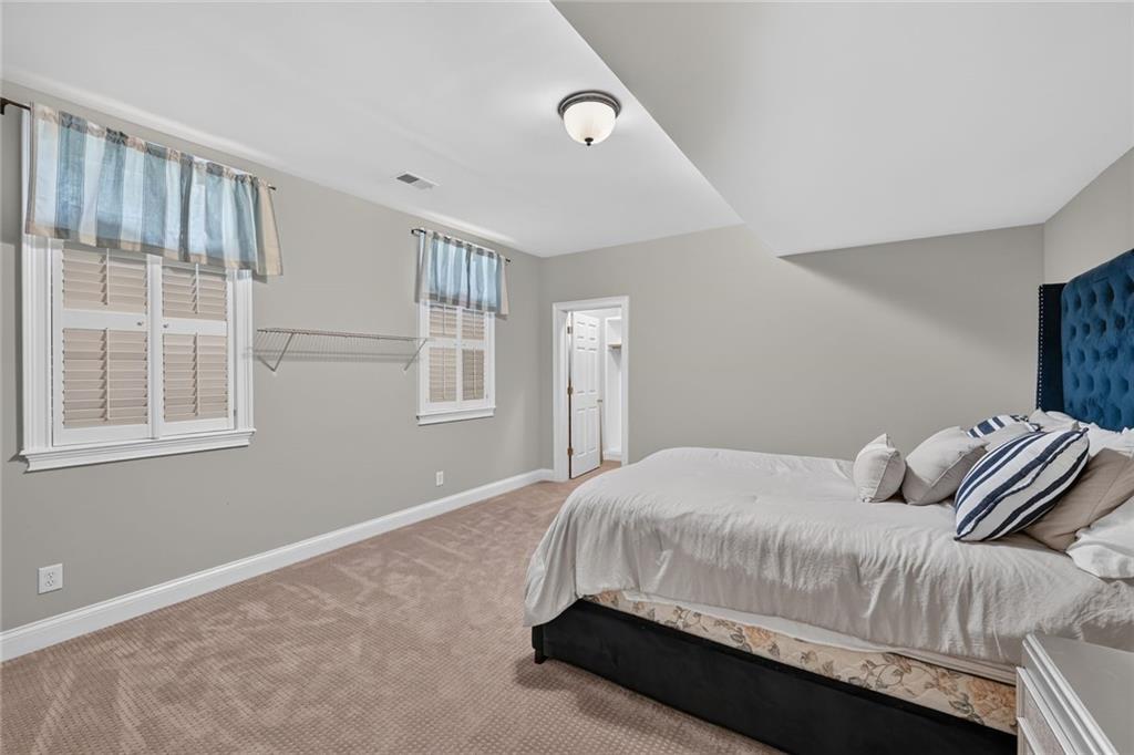 400 Windship Place