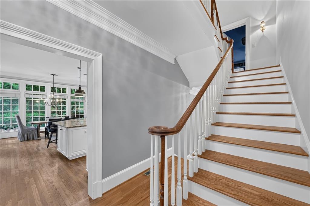 400 Windship Place