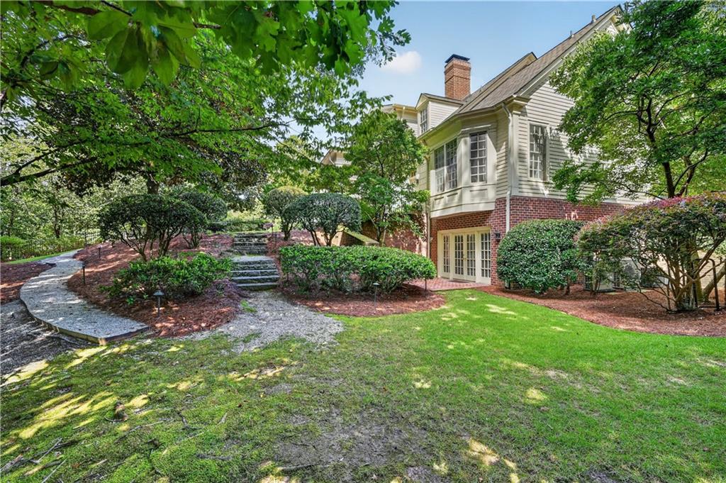 400 Windship Place