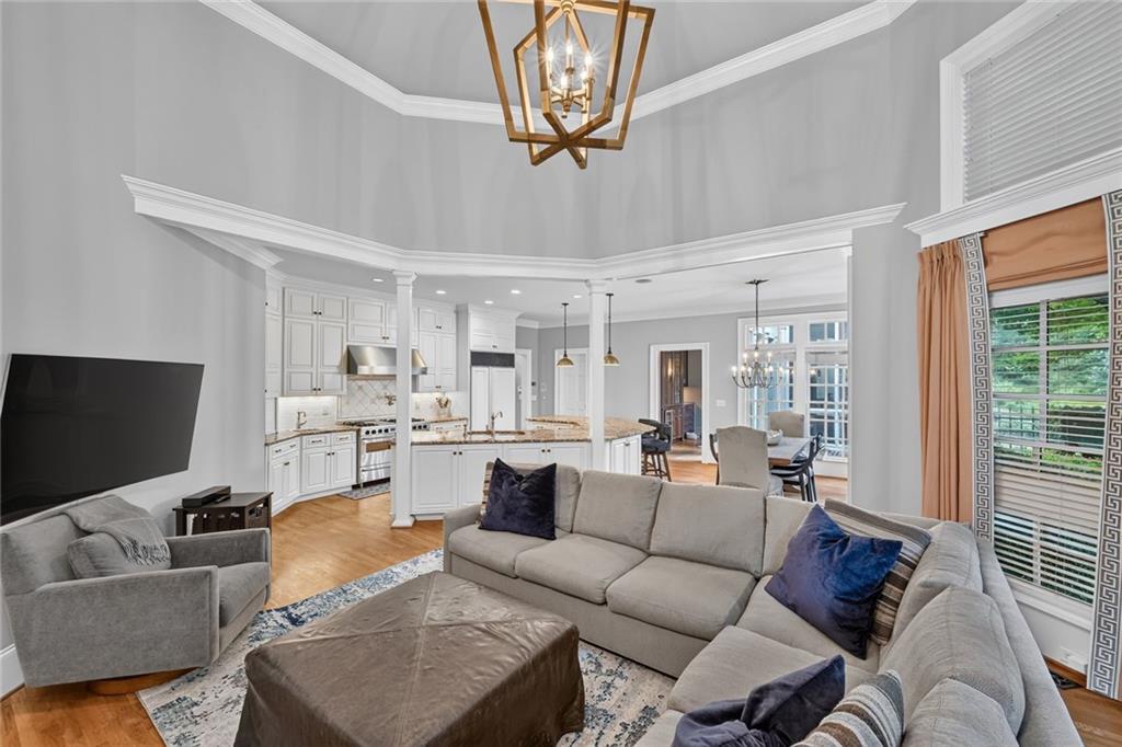 400 Windship Place