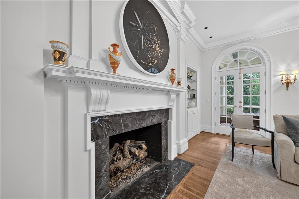 400 Windship Place