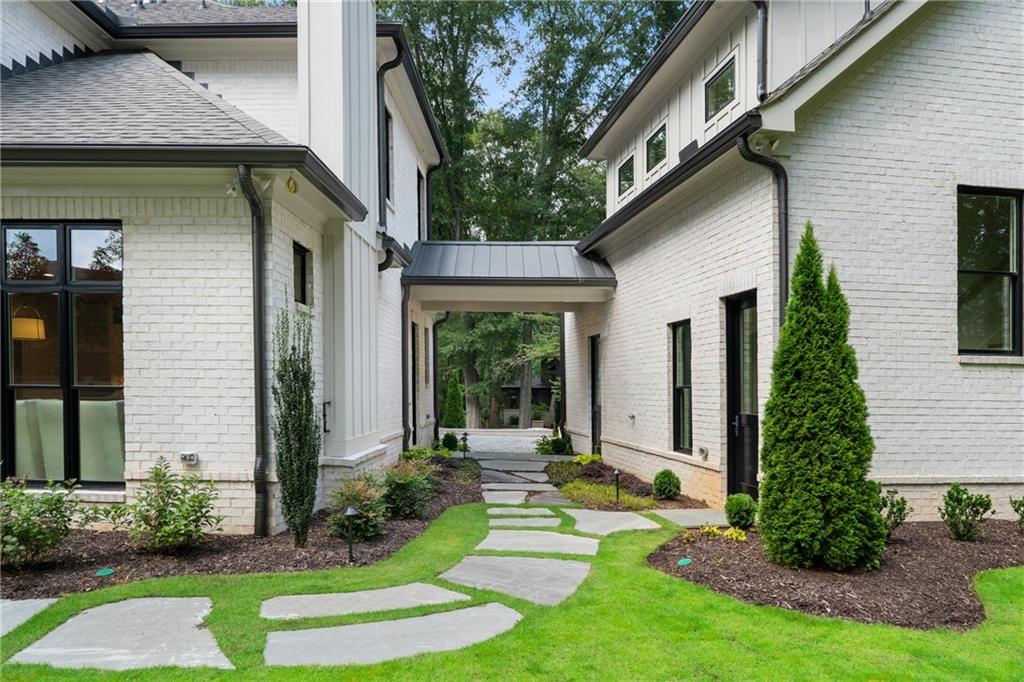 202 Kenneth Drive