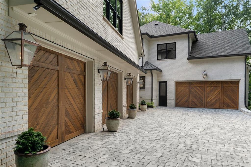 202 Kenneth Drive