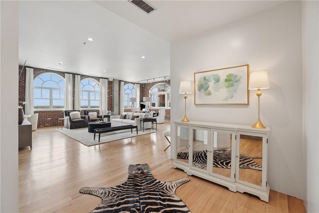 3180 Mathieson Drive NE Unit 1403