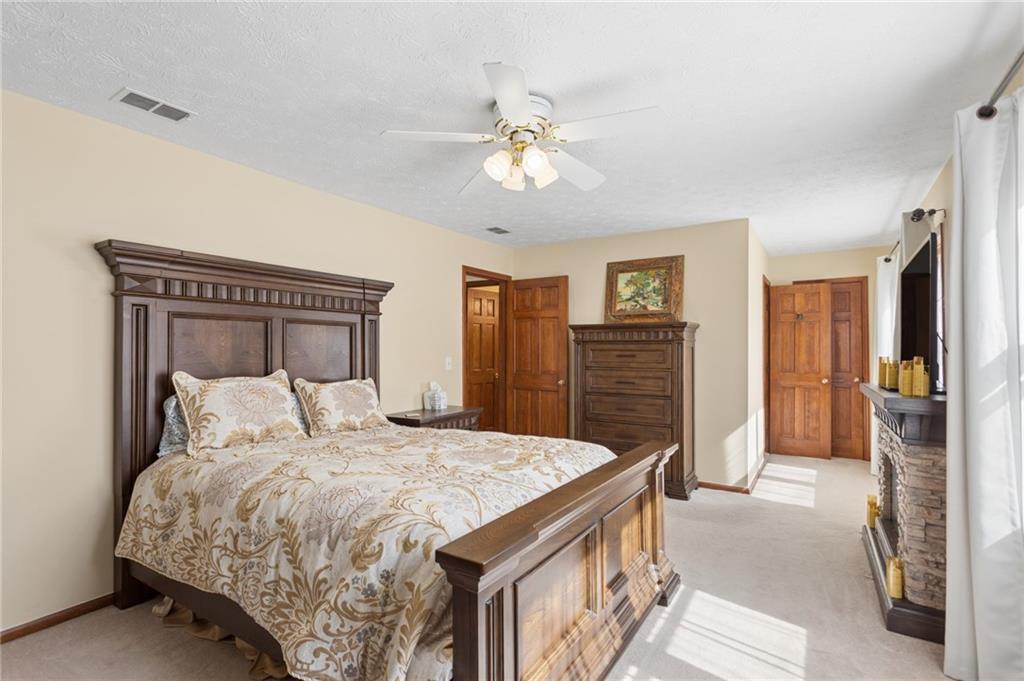 6876 Kingsboro Drive