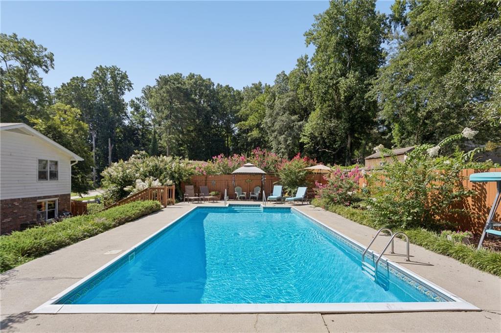 6876 Kingsboro Drive