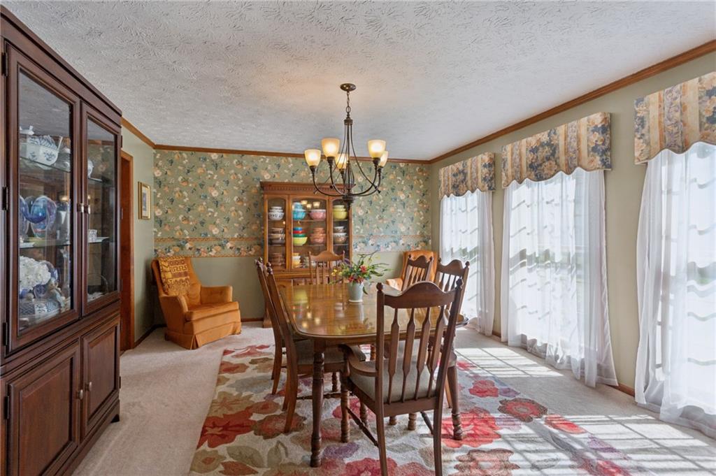 6876 Kingsboro Drive