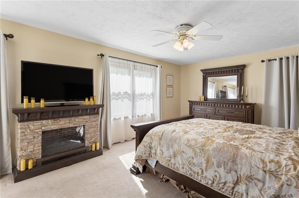 6876 Kingsboro Drive