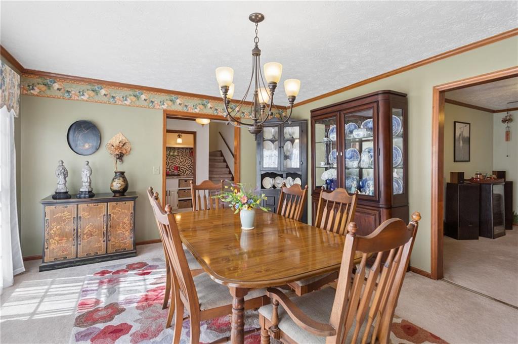 6876 Kingsboro Drive